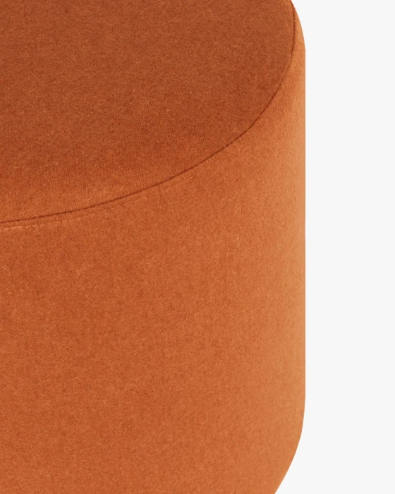 Folk-Pouf-Tall-Terracotta-Wool-FUR1146_index_1_fb8b9381-feb8-479c-9441-a335734a5792.webp