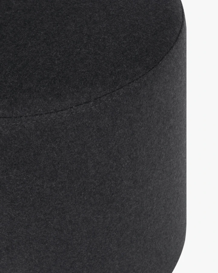 Folk-Pouf-Wide-Black-FUR1161_index_1_679c7621-bc75-453d-9a0c-f891a7386c6a.webp