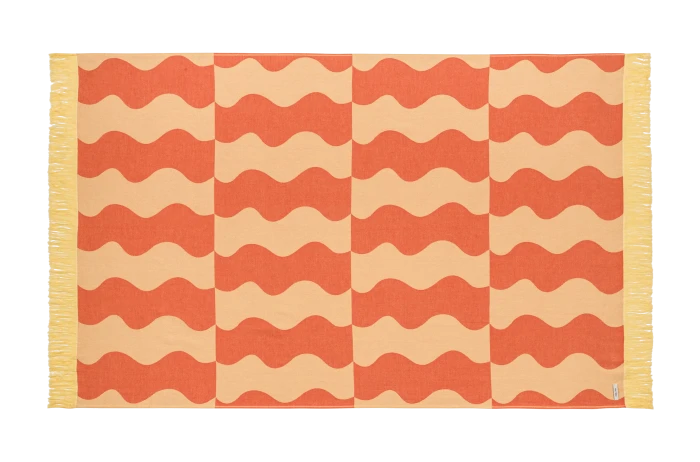 nooma_ACC_NugoBeachTowel_Orange-2.webp
