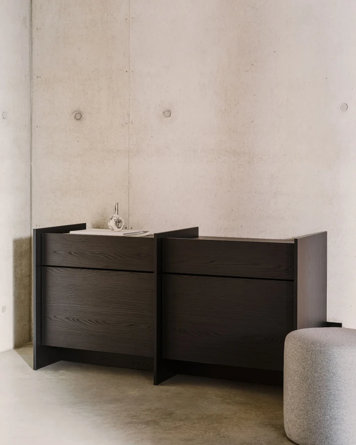Hido-Sideboard-Black-FUR3901_index_1_8a3f2f02-4816-4051-8cc4-833b5bb11746.webp