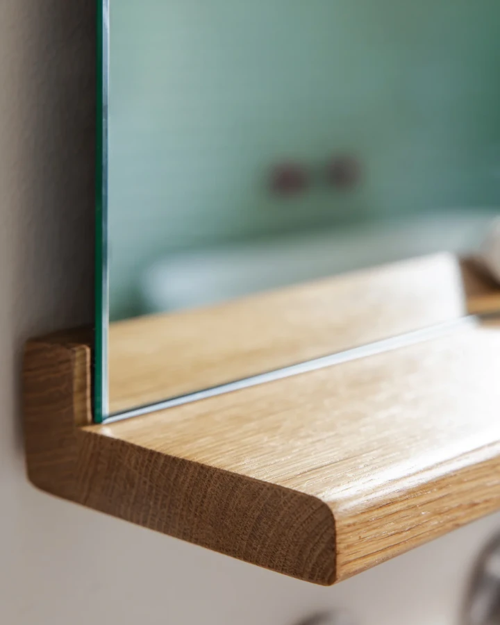 Lun-Wall-Mirror-75-x-50-Oak-ACC1243_index_5_ddb1544c-a843-4616-a797-b748d7e36856.webp