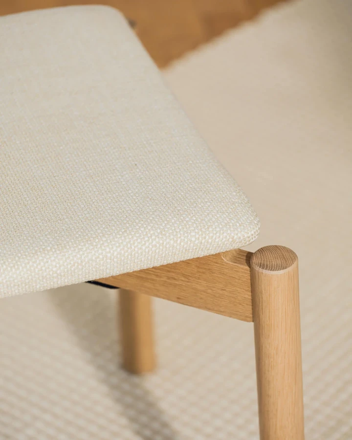 Wem-Chair-Oak-FUR4002.4-Option_Seat_Upholstered_index_5.webp